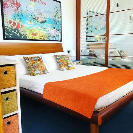 The Dream - Seafront Loft Apartament Giardini-Naxos
