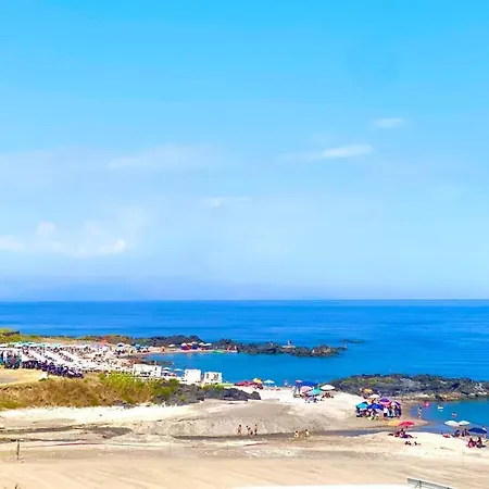 Апартаменты The Dream - Seafront Loft